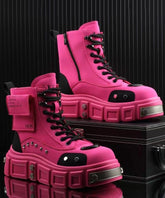 Stilvolle Spleißstiefel aus Kunstleder mit Plateausohle von Rose